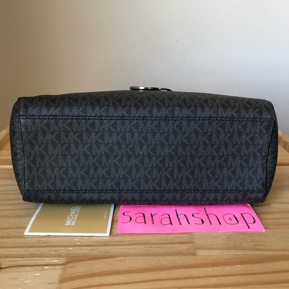 🌼Michael Kors Set - Picture 16 of 16